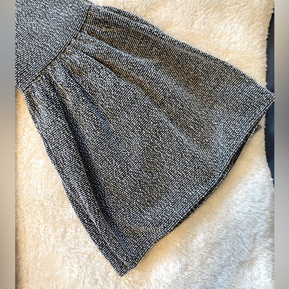 Banana Republic 3/4 Bell-Sleeve Tweed Top - Picture 2 of 6